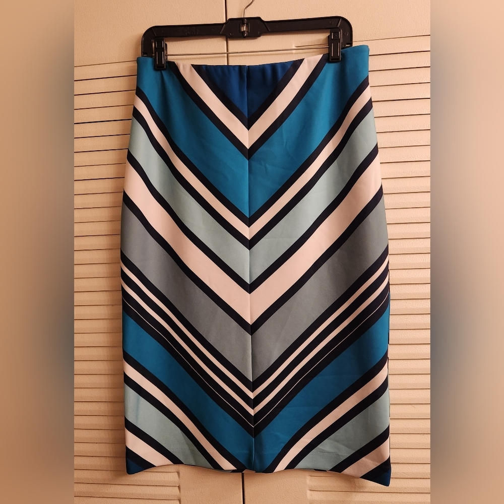 Striped Chevron Pattern Skirt - Blue, Black, Tan